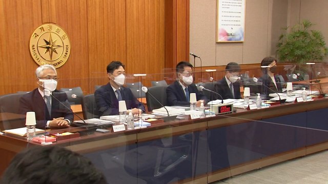 北, 김정은주의 시동...회의장서 김일성·김정일 사진 없애 / YTN