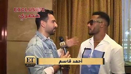 محمد رمضان يرد على جدل رقصه مع مضيفات الطائرة: أنا شهرتهم وهما اتبسطوا