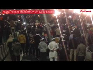 #FarmersProtest | Police-Farmer Standoff On UP-Delhi Border