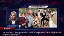 Tom Hanks Crashed a Couple's Wedding Photos - 1breakingnews.com