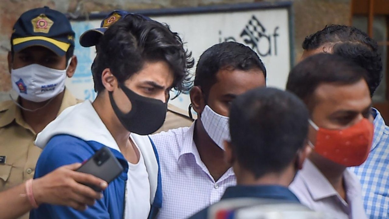 Drugs case: Countdown to Aryan Khan's jail rele...