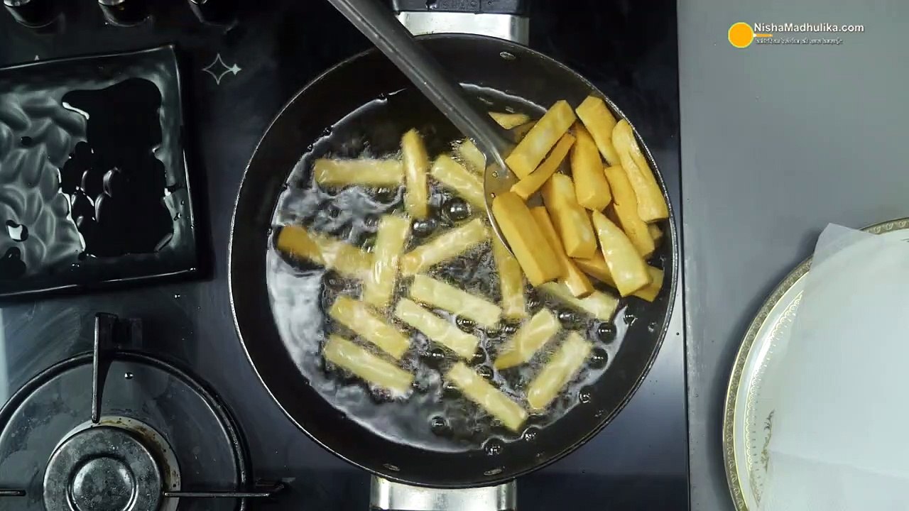 खस्ता गुड़ पारे - दिवाली स्पेशल । Gur ke Pare Recipe | Gur Coated Para Recipe | Jaggery Shakarpare