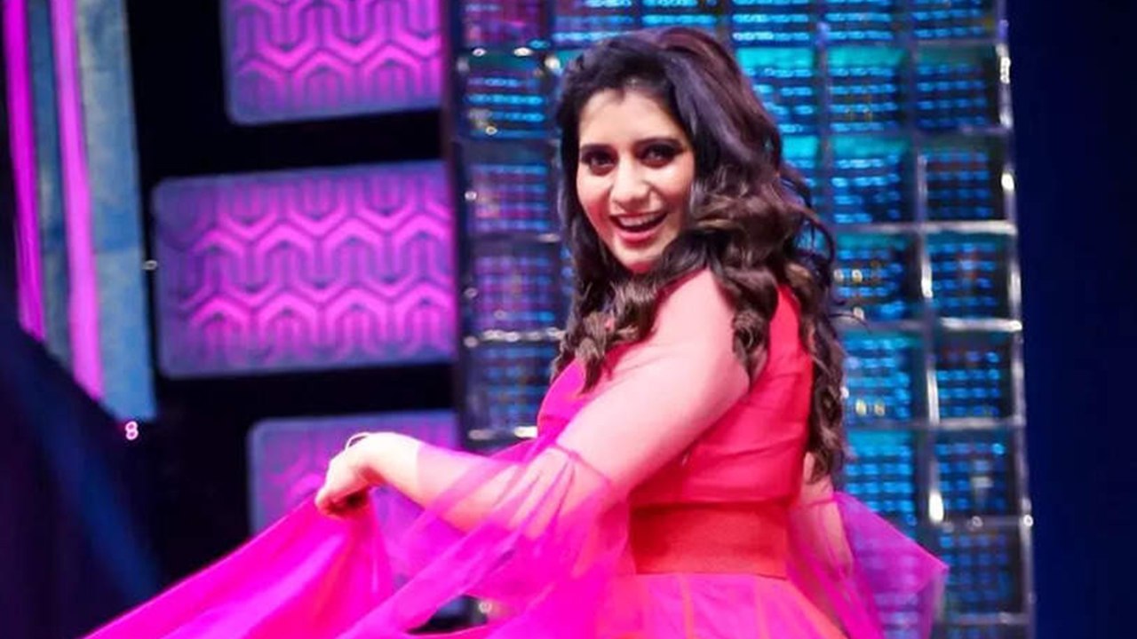 Suruthi emotional story and Priyanka comedy Bigg Boss season5
