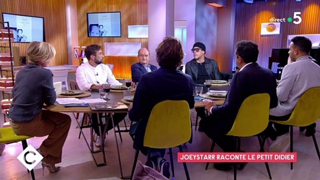 Regardez l'échange tendu en direct dans C à vous sur France 5 hier soir entre Anne-Elisabeth Lemoine et JoeyStarr: Laissez-moi finir !