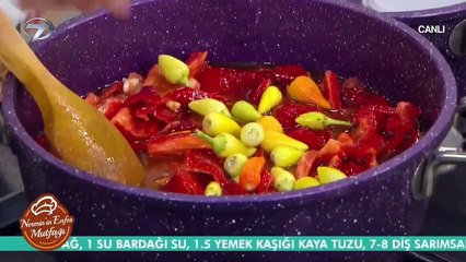 En kolay yağlı biber turşusu nasıl yapılır?