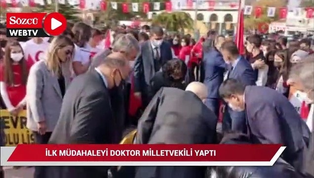 Tören alanında heyecandan baygınlık geçiren çocuğa ilk müdahaleyi doktor milletvekili yaptı
