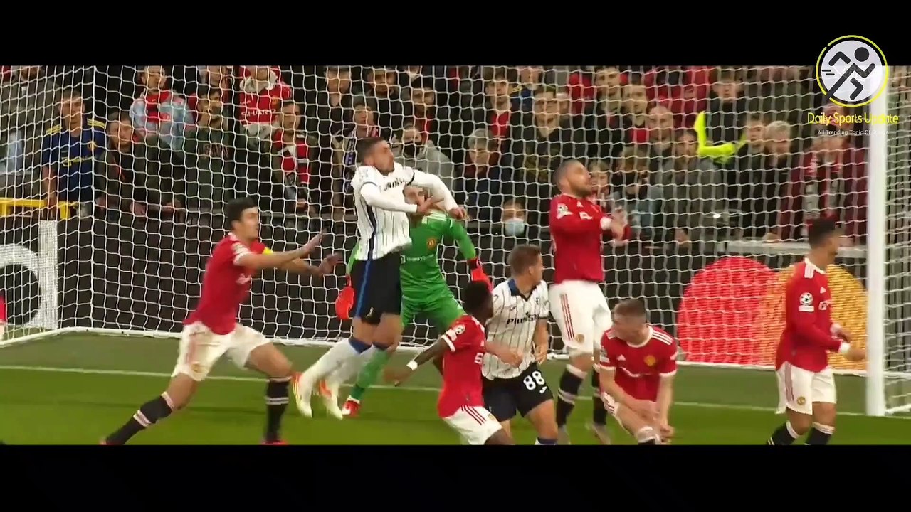 Cristiano Ronaldo: Are Manchester United helped or hindered by the Portuguese legend?