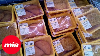 Por qué no deberías comprar la carne o el pollo en bandejas