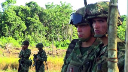 Túszul ejtettek, majd napokig fogva tartottak 180 katonát kolumbiai földművesek