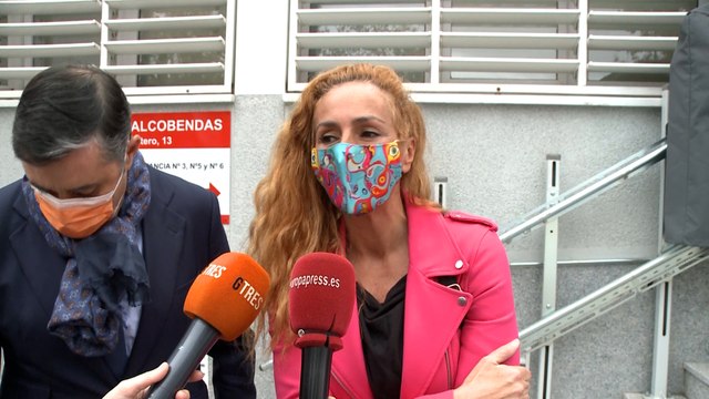 Rocío Carrasco entrega los escritos de su madre: Nunca hubiera querido