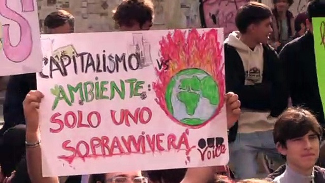 G20, studenti e Fridays for Future in piazza: "Basta chiacchiere, ridateci il nostro futuro"