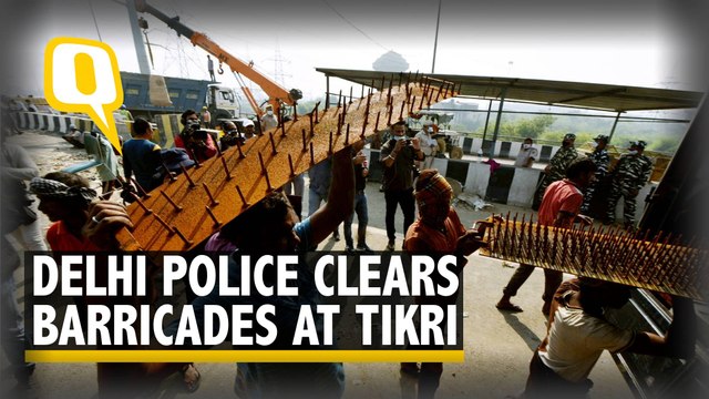 Farmers’ Protest | Delhi Police Begins Clearing Roadblocks at Tikri, Ghazipur