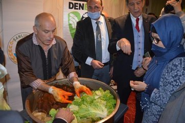CUMHURİYET İÇİN MARDİN'DEN YAPILAN ÇAĞRI SES BULDU 7 RENK, 7 YÜREK OLDU