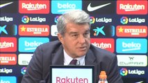 Laporta dice que habla a menudo con Xavi aunque advierte que no es la única opción