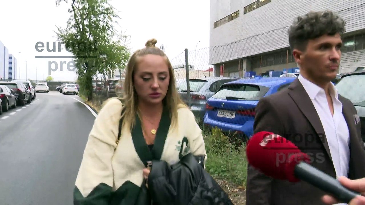 Rocío Flores calla tras las declaraciones de su padre hablando de su divorcio de Olga Moreno