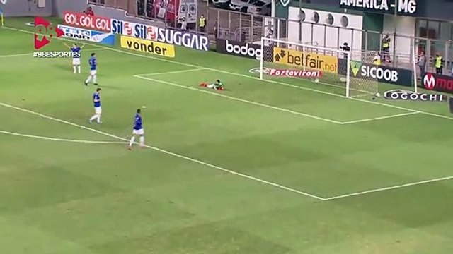 98 Esportes | O Cruzeiro tomou totó no terceiro gol , critica Heverton