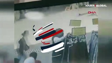 Kocaeli Körfez'de bir kadın çaldığı eşofmanı giyip mağazanın önünden geçince yakalandı
