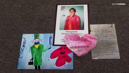 "Anjo Triste" lembra profissionais de saúde russos mortos de Covid-19