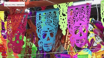 NoComment : Mexico City se prépare à fêter le "jour des morts"