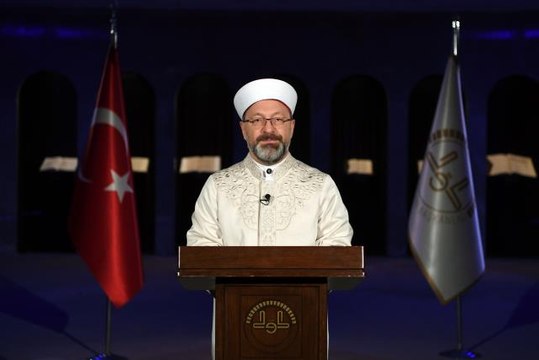 Diyanet İşleri Başkanı Erbaş: Vefanın egemen olduğu toplum, huzur ve güven toplumu olacaktır