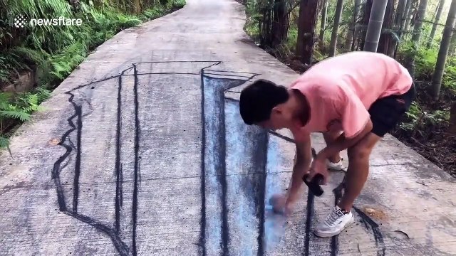 Cet artiste chinois s'amuse à faire des oeuvres en 3D avec du charbon