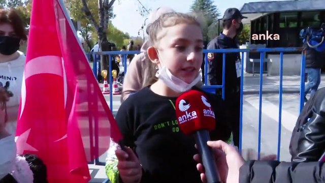 Vatandaşlar 29 Ekim'de Anıtkabir'e akın etti; Hep birlikte Cumhuriyetimize sahip çıkalım”