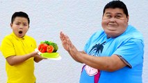 Alex and Eric Pretend Play Preparing Healthy Food For Uncle - Funny Kids Video