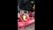 Un homme et son chien sauvés des eaux par les pompiers italiens à Syracuse