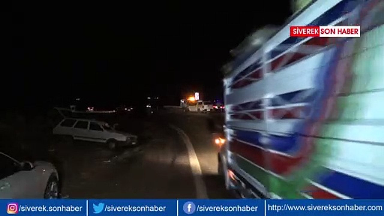 İnşaat işçilerinin otomobili kaza yaptı