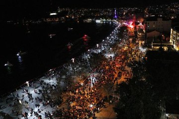 ÇANAKKALE'DE 'CUMHURİYET' COŞKUSU
