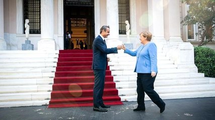 Yunanistan'a giden Merkel'den Miçotakis'e mesaj: Türkiye komşumuz ve müttefikimiz