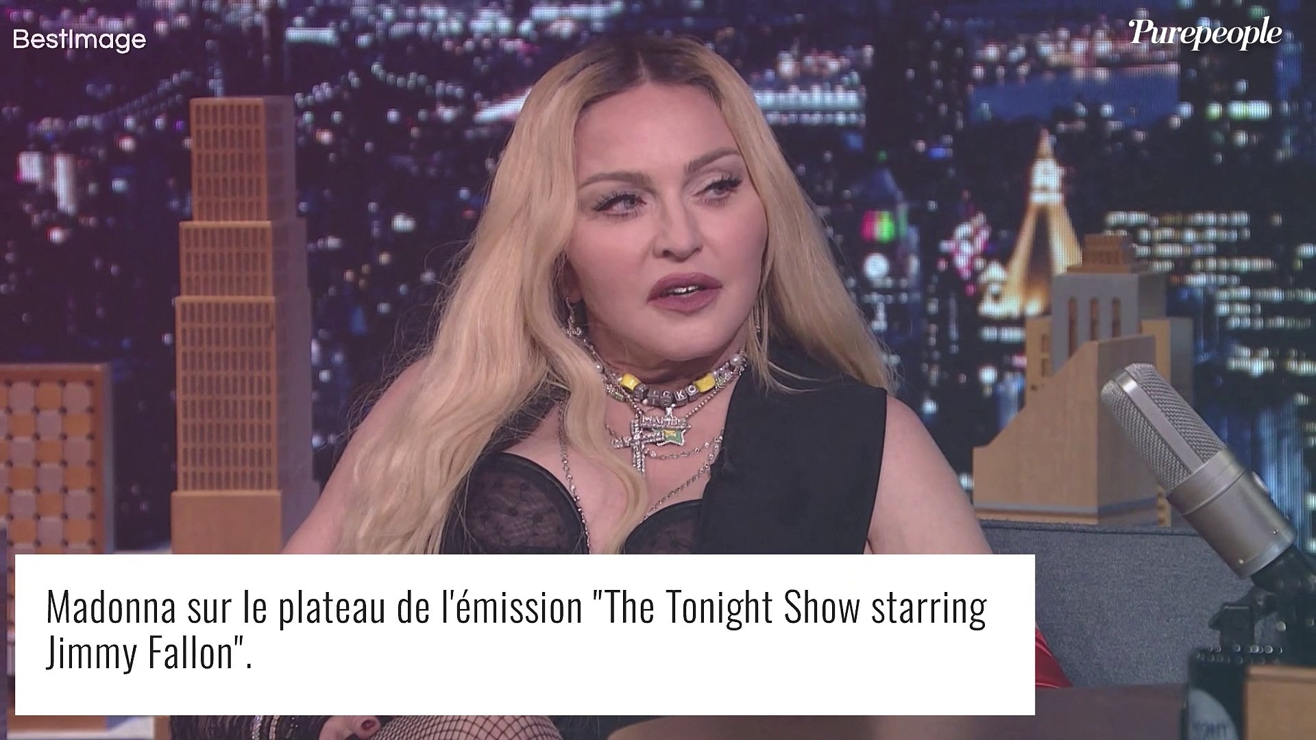 Madonna au lit les fesses à l'air : hommage osé à Marilyn Monroe - Vidéo  Dailymotion