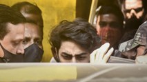 Big relief of Shah Rukh Khan, Aryan walks out from jail