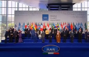 Erdoğan'dan dikkat çeken Biden ve Macron fotoğrafı