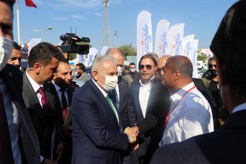 AK Parti Genel Başkanvekili Yıldırım, KKTC'de UBP'nin 22. Olağan Kurultayı'nda konuştu