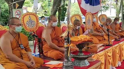 สุพรรณบุรี ประธานบ.นวนคร ร่วมผู้ทรงคุณวุฒิกองทัพไทยทอดกฐินสามัคคีวัดบ้านดงน้อย(คลิป)