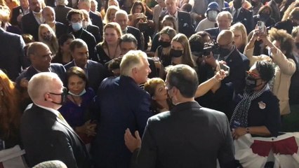 Republicanos ganan Virginia y disputan Nueva Jersey en un revés para Biden