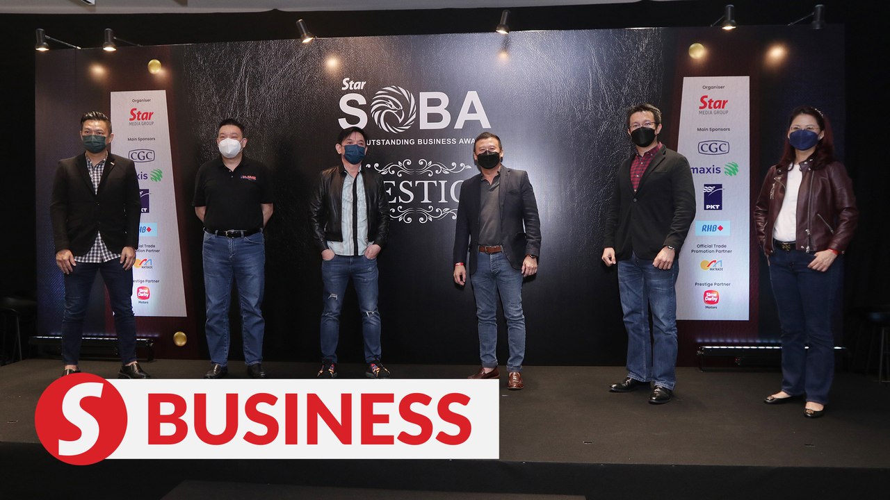 Celebrating a night of networking and learning