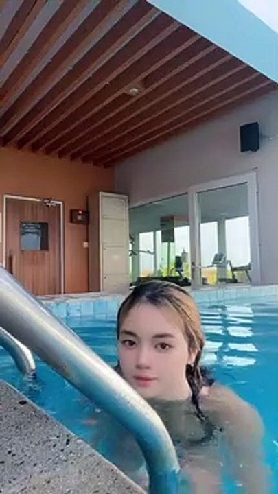 HALLO