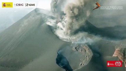 La lava de Cumbre Vieja sigue su camino en La Palma y arrasa casi 998 hectáreas y 2.613 edificaciones