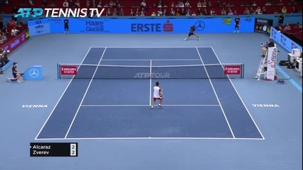 Vienne - Zverev file en finale