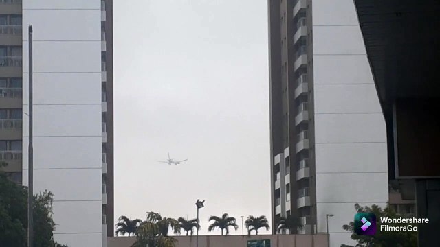 Boeing 737 MAX 8 PR-XMC vindo de Manaus e Airbus A320NEO PR-YYI vindo de Belém do Pará para Fortaleza