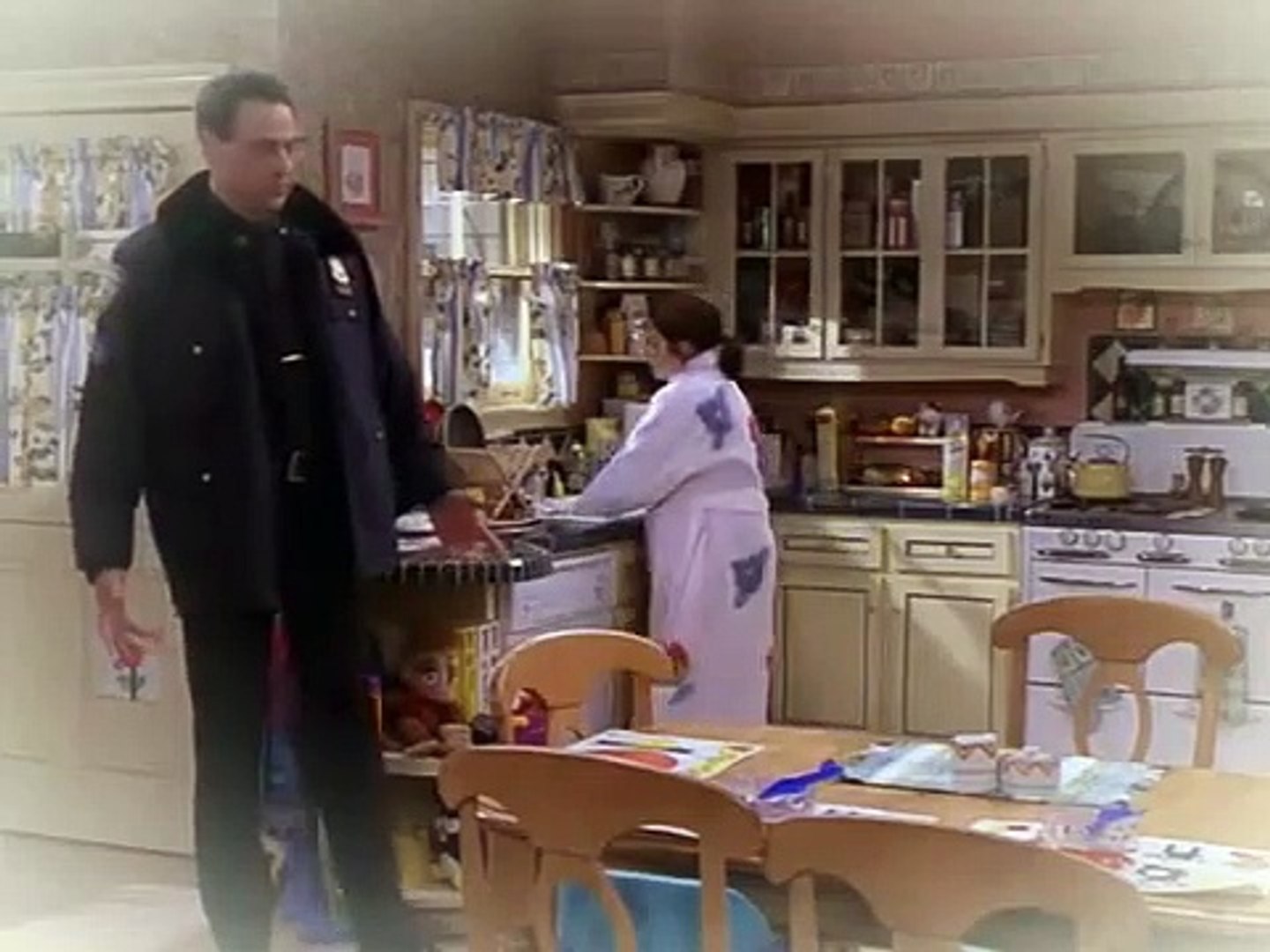 Everybody Loves Raymond Season 3 Episode 20 Move Over