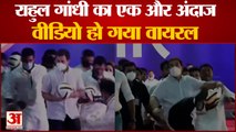Congress Leader Rahul Gandhi Kicks Football | गोवा में राहुल गांधी ने फुटबॉल को मारी किक