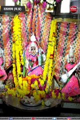 नोटों से सजा मां महालक्ष्मी का दरबार