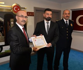 UYUŞTURUCU İLE YAKALANAN ÖDÜLLÜ NARKOTİK POLİSİ TUTUKLANDI