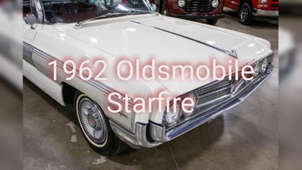 1962 Oldsmobile Starfire. Classic cars