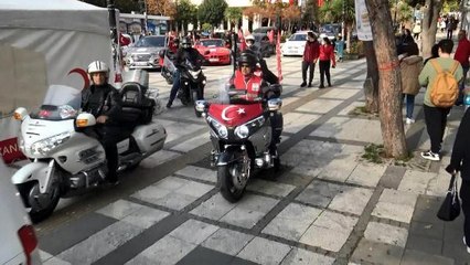 AVCILAR'DA KIZILAY'IN 153'ÜNCÜ YILDÖNÜMÜNE MARŞLI KONVOYLU KUTLAMA