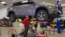 X-TRAC lifting platform with Naja 3D measuring system training in Toyota