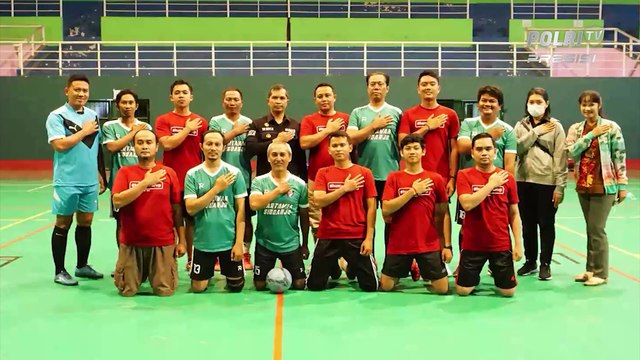 Tanding Futsal, Jurnalis Sidoarjo Beri Kado Kemenangan Humas Polresta Sidoarjo